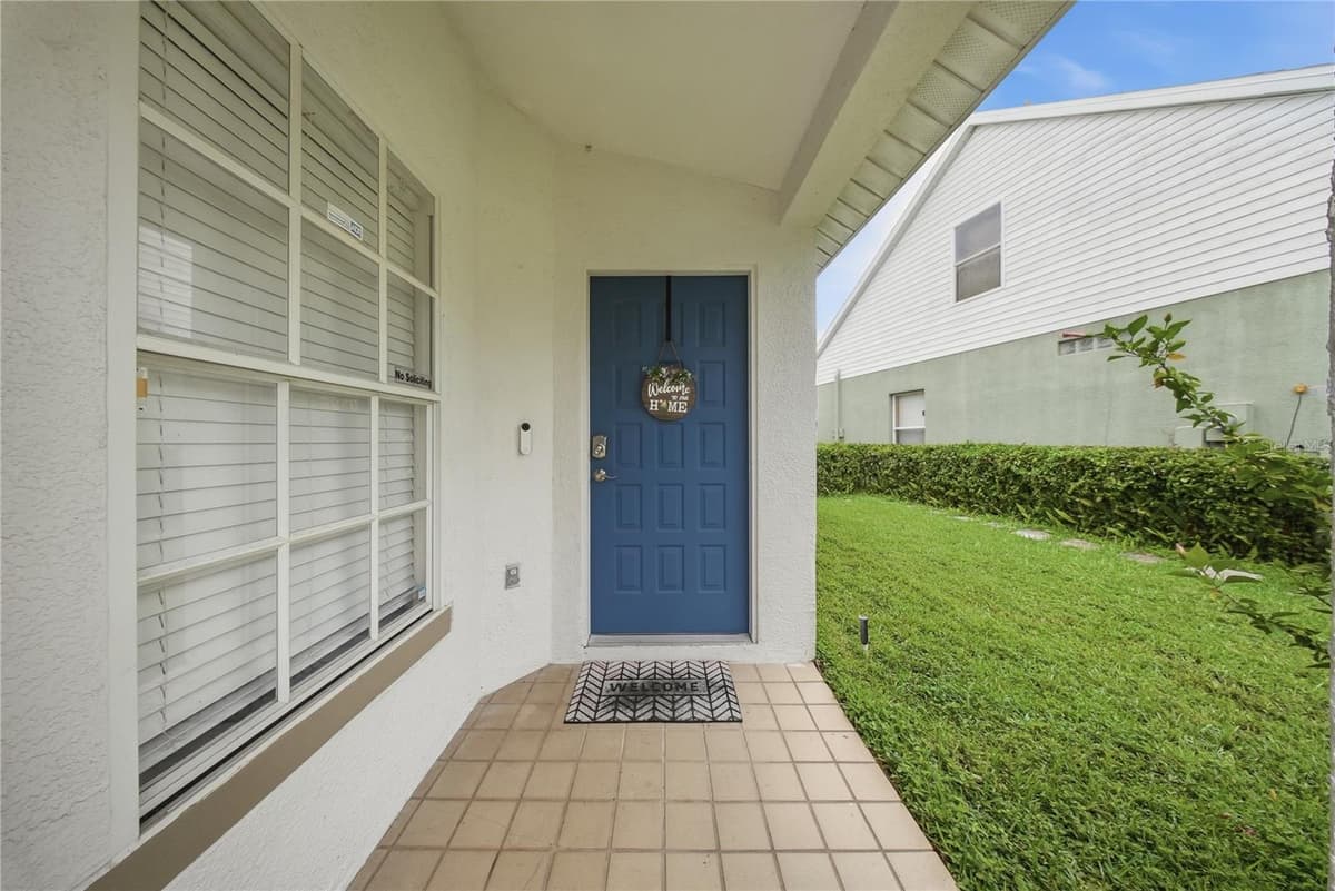 6618 SUMMER COVE DRIVE — photo 3 of 36