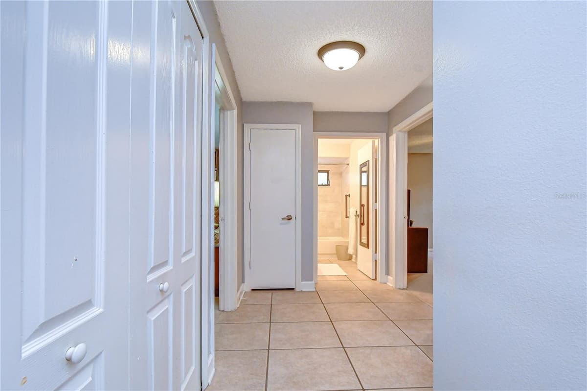 2512 WRENCREST CIRCLE — photo 15 of 30