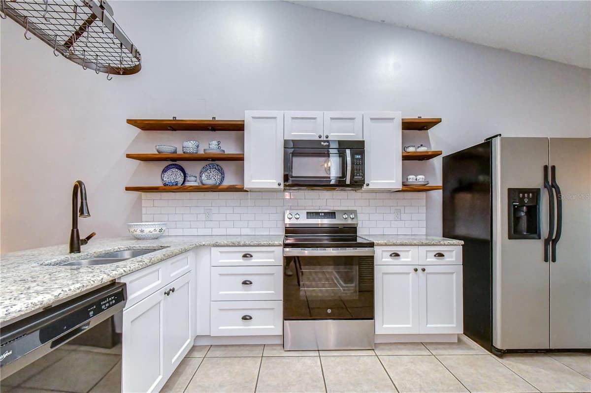 2512 WRENCREST CIRCLE — photo 8 of 30