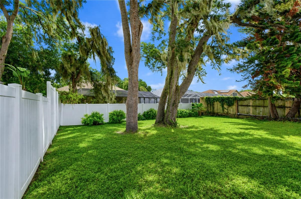 2512 WRENCREST CIRCLE — photo 4 of 30