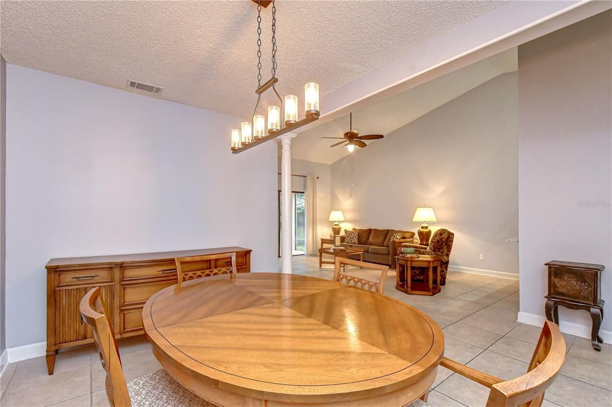 2512 WRENCREST CIRCLE — photo 7 of 30