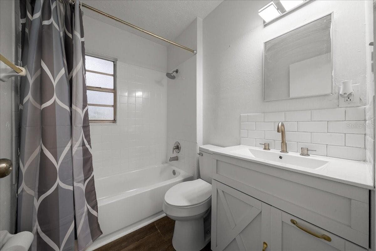 1708 OHIO STREET — photo 17 of 39