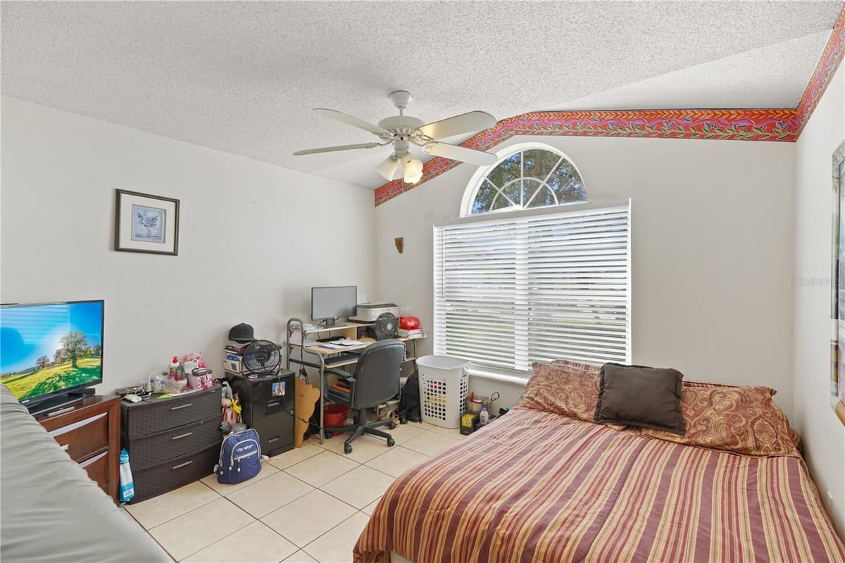 11545 BENTRY STREET — photo 10 of 14
