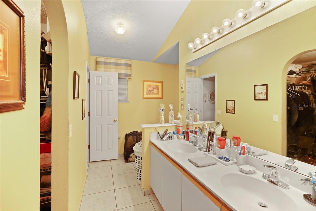 11545 BENTRY STREET — photo 9 of 14