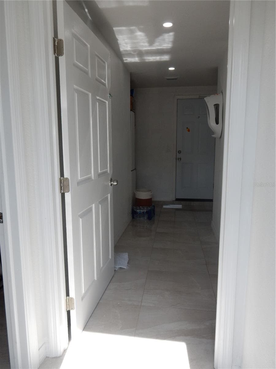 7124 ASHWOOD DRIVE — photo 23 of 29