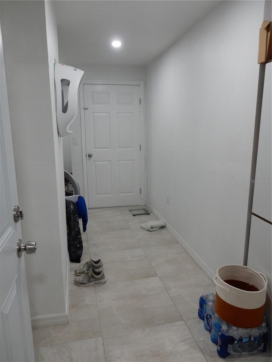 7124 ASHWOOD DRIVE — photo 21 of 29