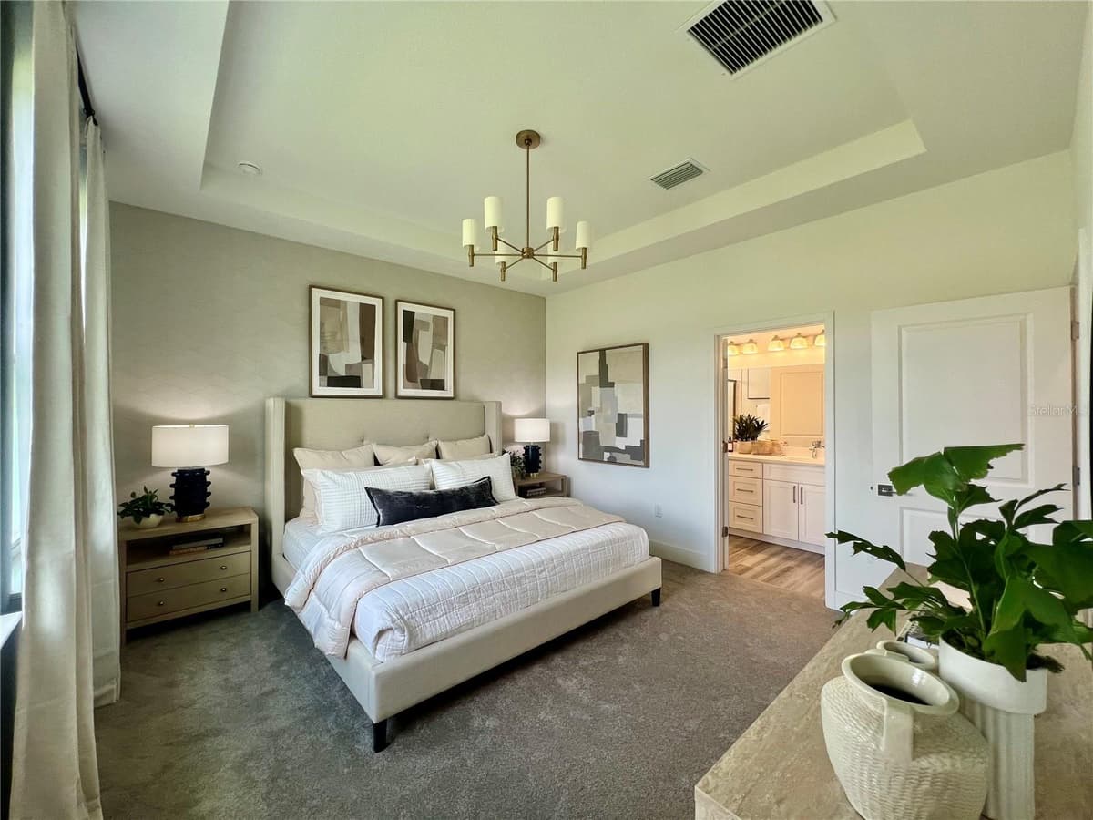 101 ELENA LAVIN CIRCLE — photo 12 of 14