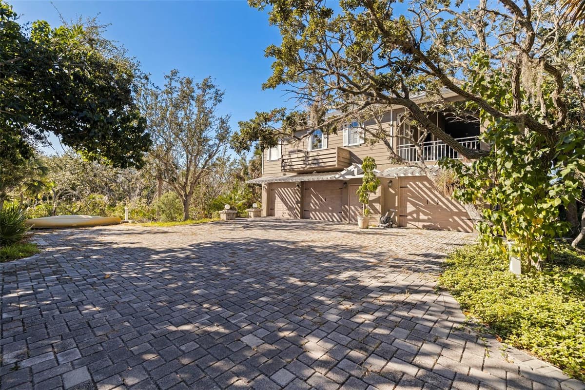 2000 BAYVIEW DRIVE — photo 4 of 70