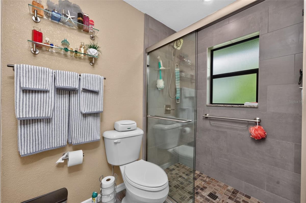 25636 AYSEN DRIVE — photo 36 of 83