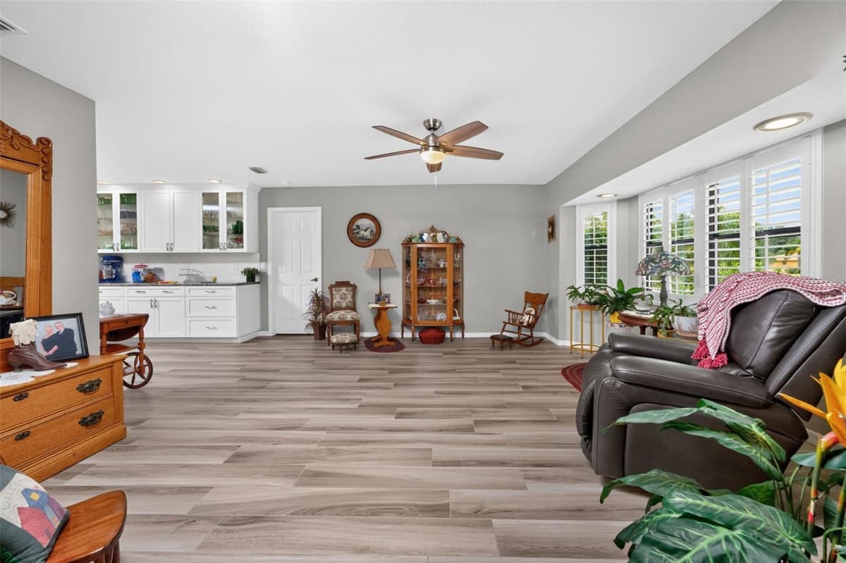 25636 AYSEN DRIVE — photo 13 of 83