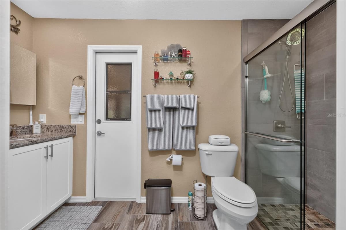 25636 AYSEN DRIVE — photo 34 of 83