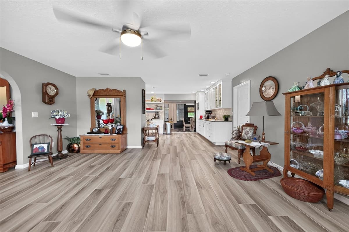 25636 AYSEN DRIVE — photo 16 of 83