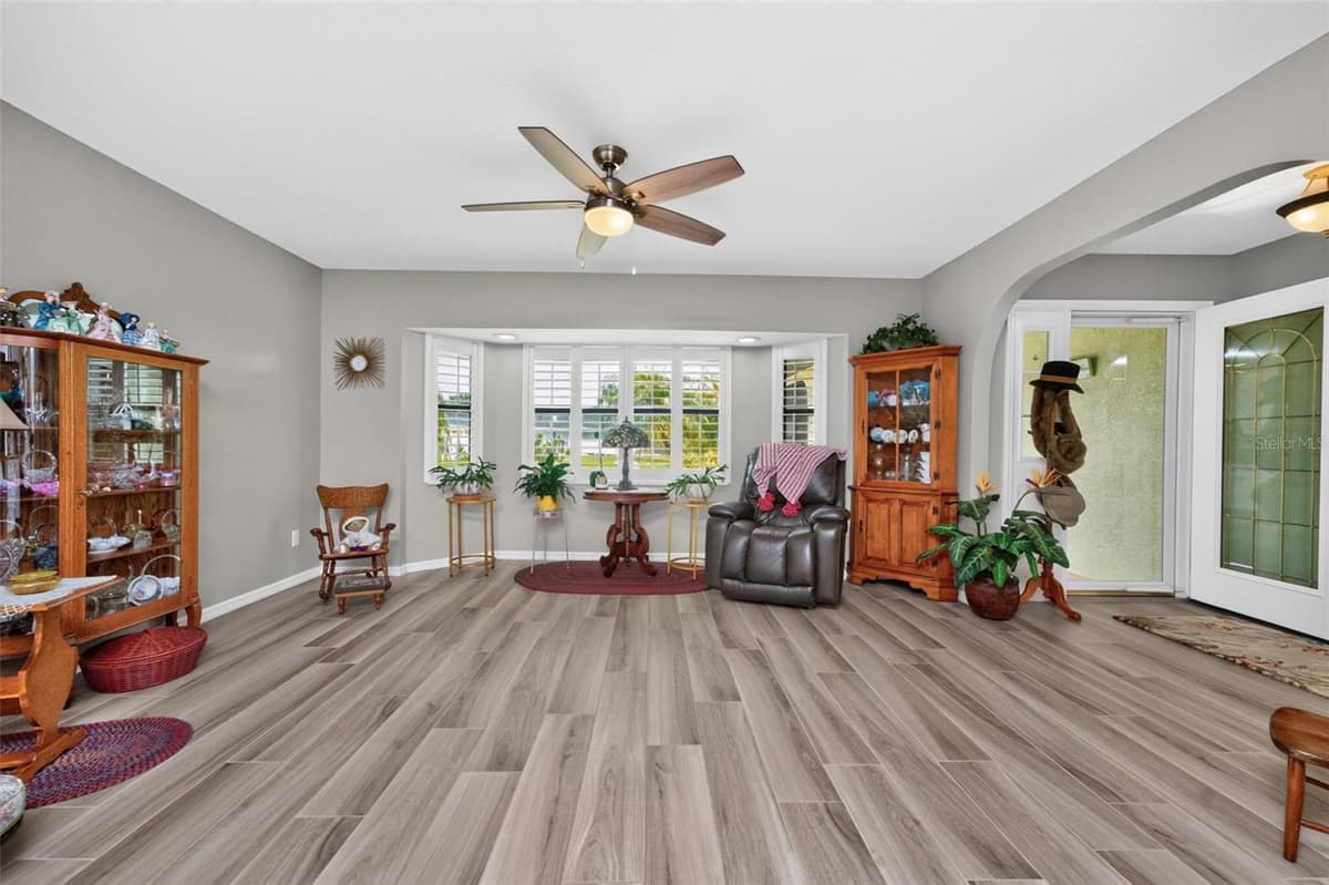 25636 AYSEN DRIVE — photo 14 of 83