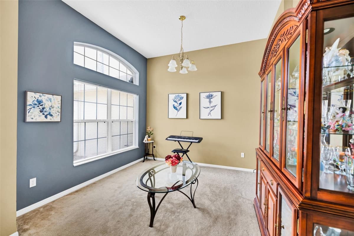 7 PHOENIX LANE — photo 5 of 28