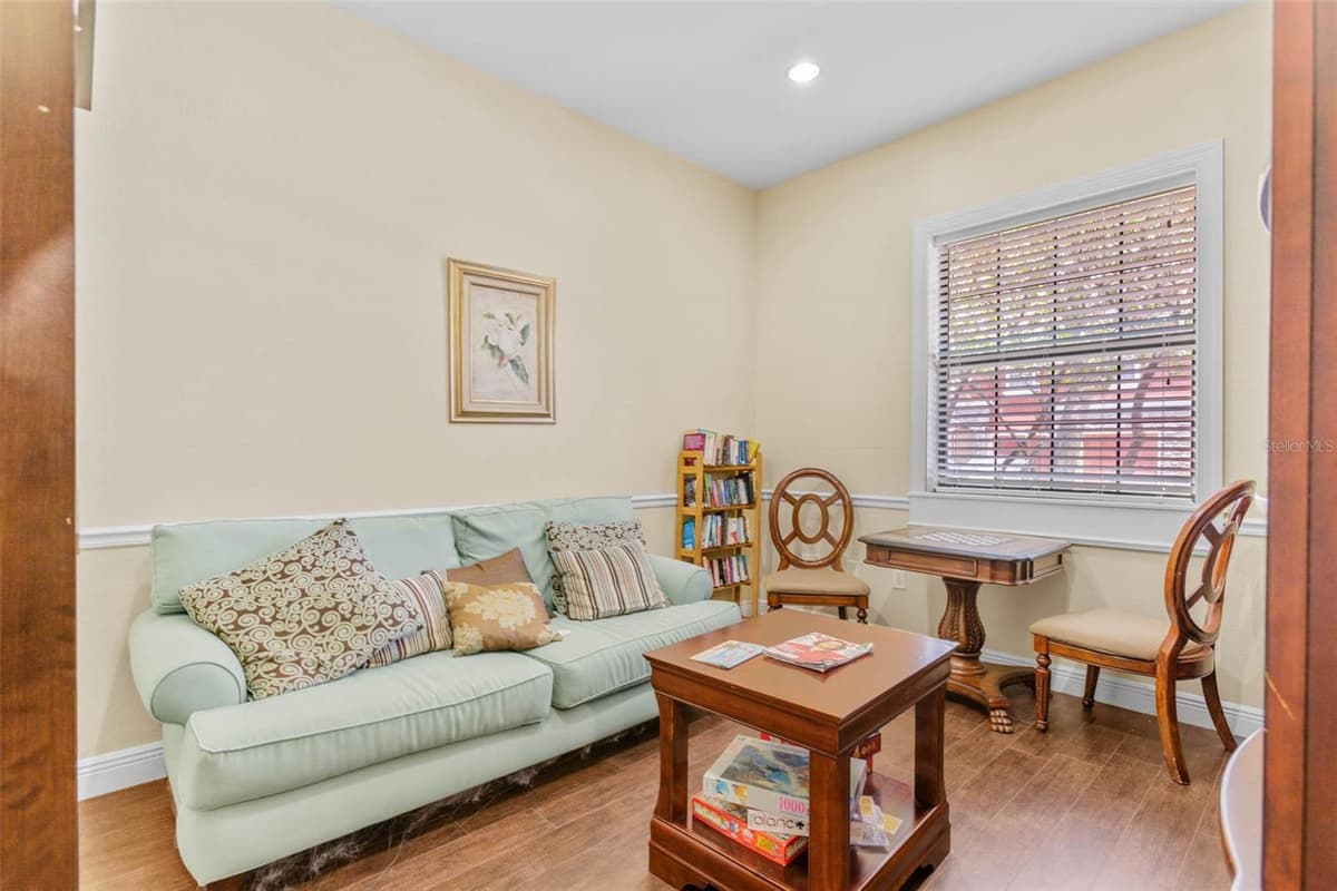 2176 PORTOFINO PLACE — photo 38 of 45
