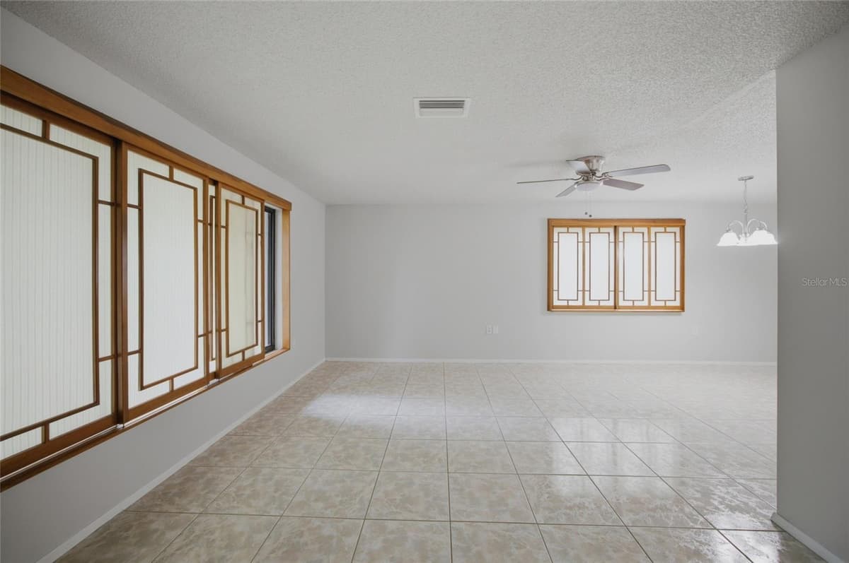 7537 HUMBOLDT AVENUE — photo 6 of 37