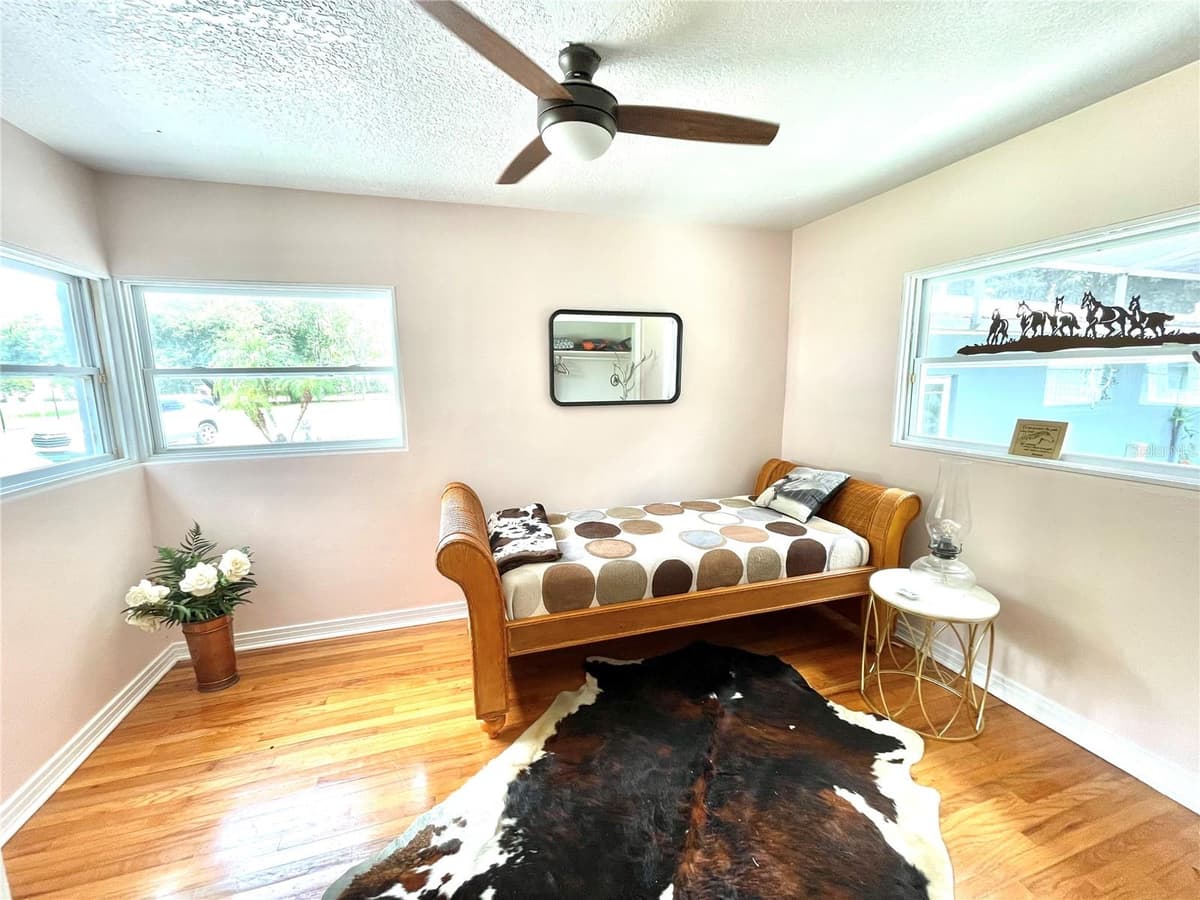 807 NEPTUNE ROAD — photo 13 of 27
