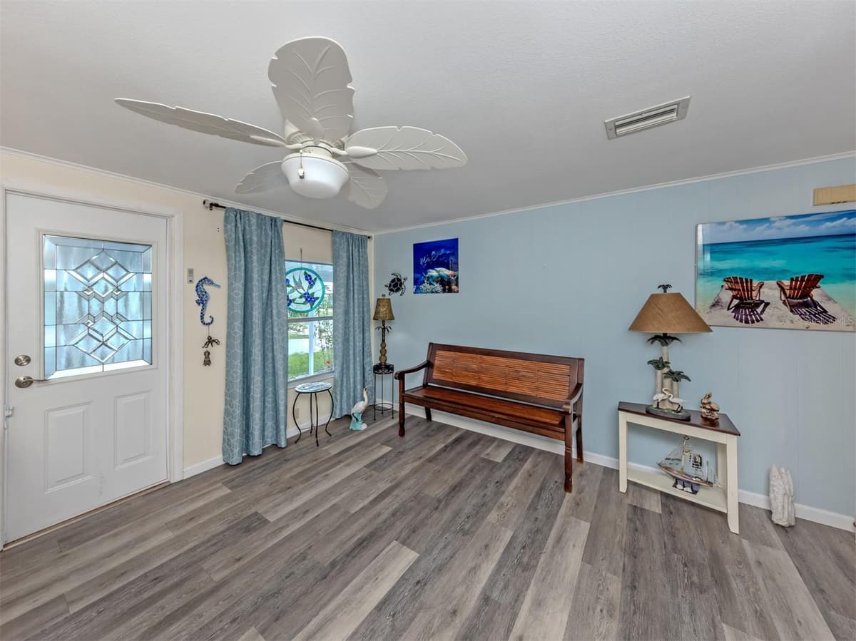 97 LAKEVIEW DRIVE — photo 13 of 69