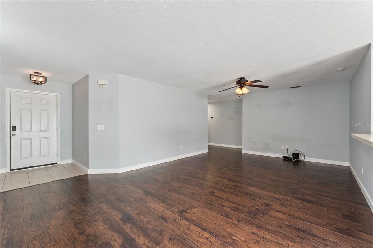 825 CLIFTON HILLS STREET — photo 4 of 50