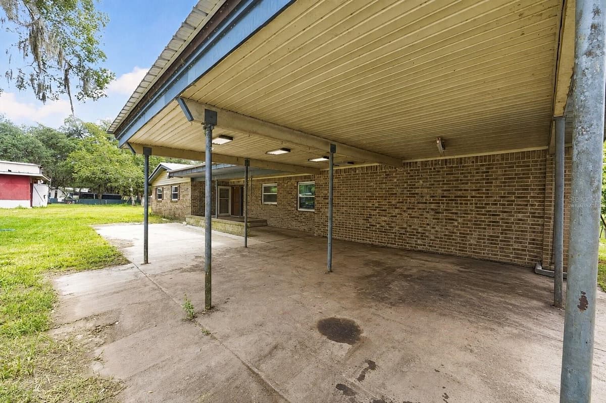 101 ALLEN DRIVE — photo 19 of 24