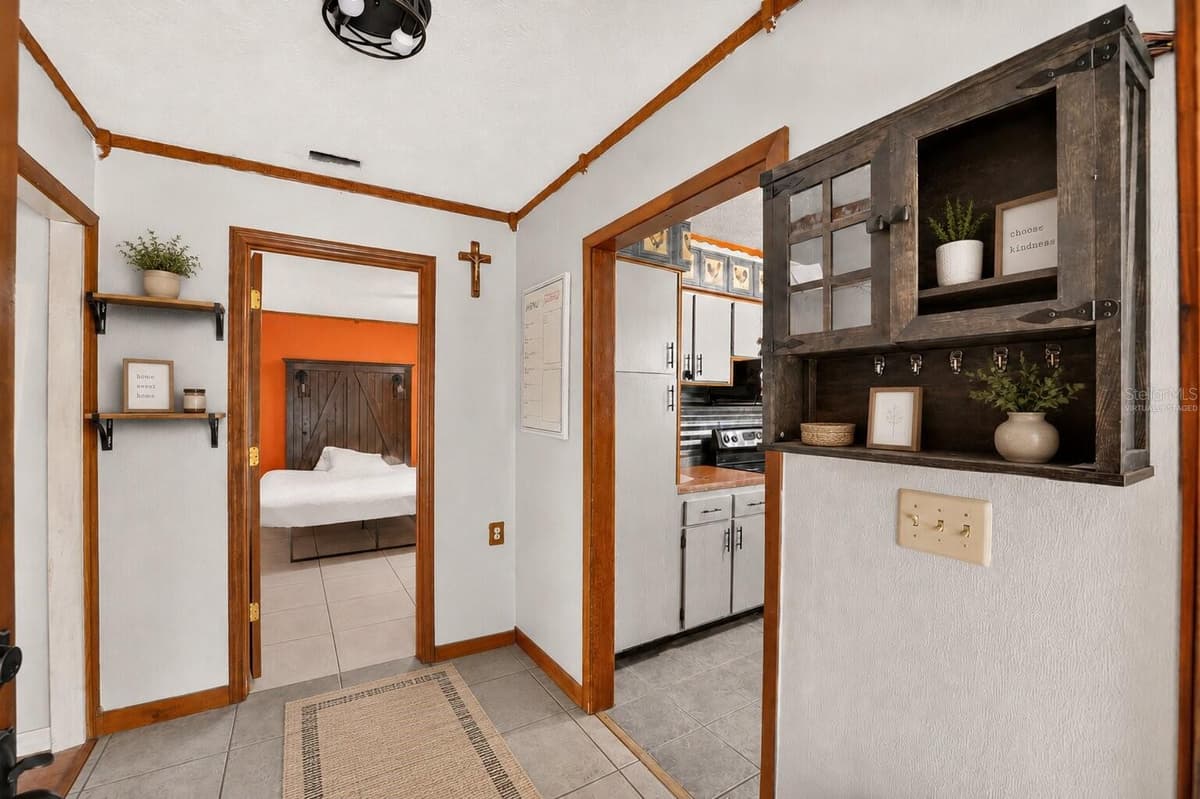 101 ALLEN DRIVE — photo 3 of 24