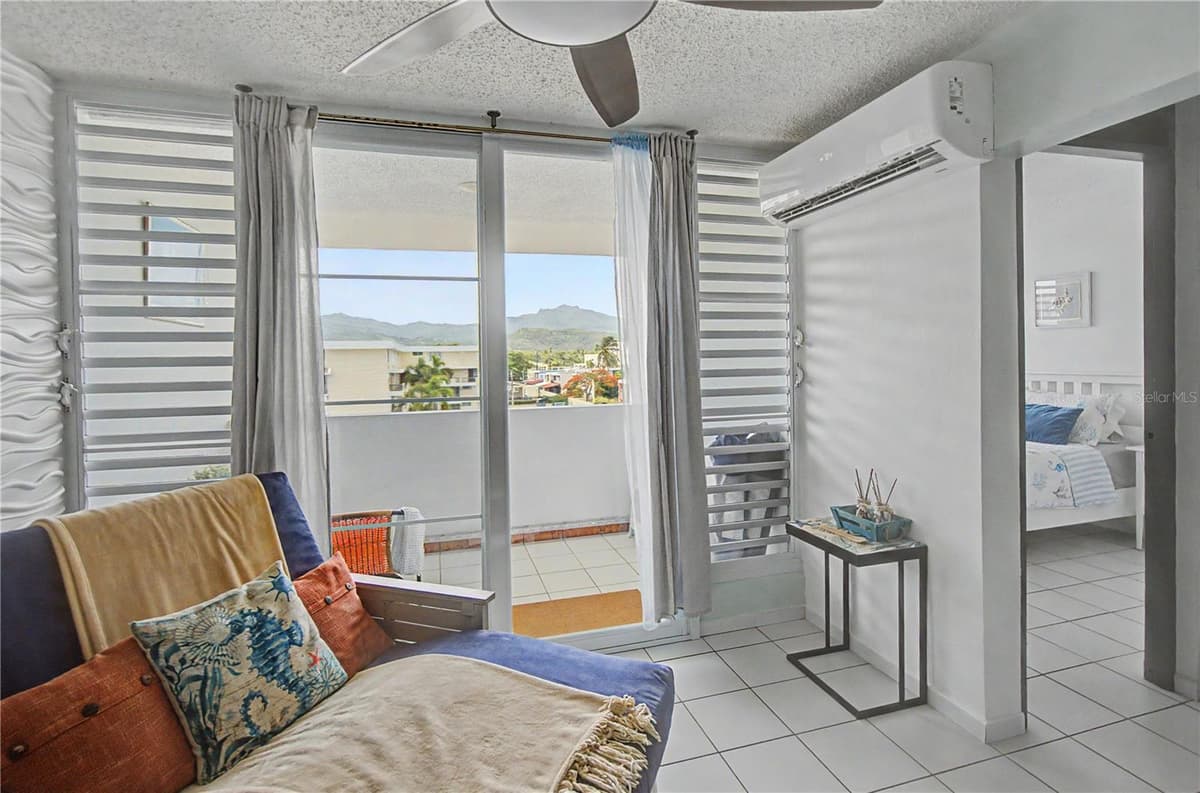 302 OCEAN DRIVE — photo 10 of 17