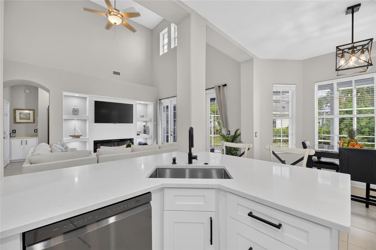 435 MANNS HARBOR DRIVE — photo 32 of 84