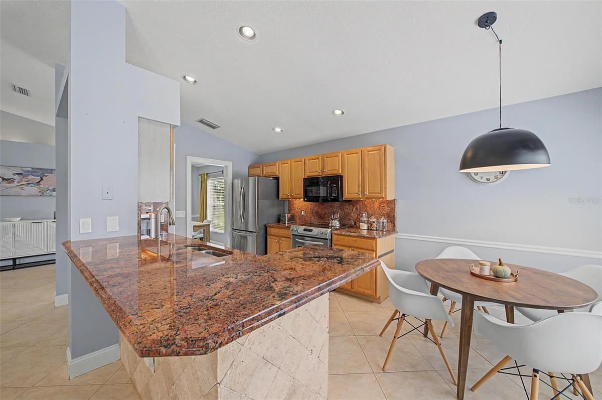 5418 TWIN CREEKS DRIVE — photo 17 of 70