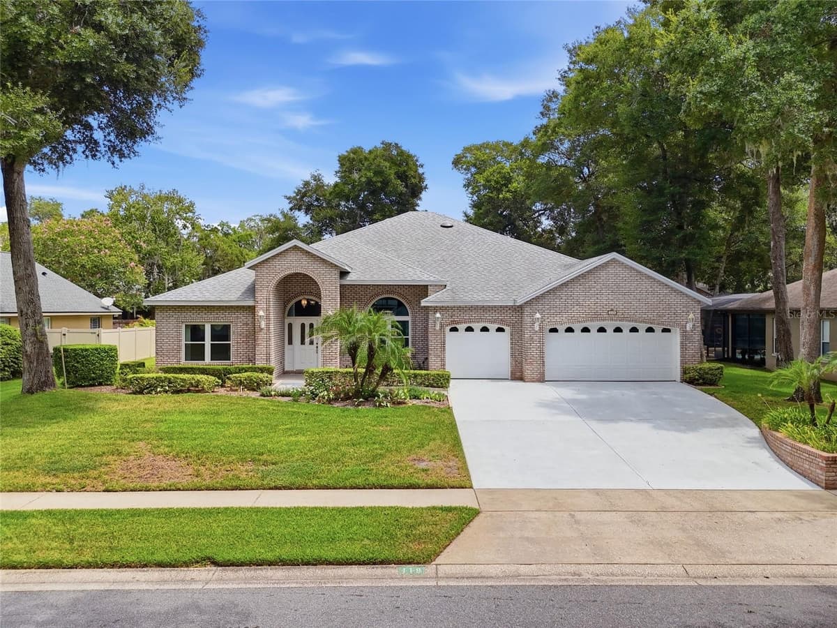 119 WINDING OAKS LANE — photo 2 of 54