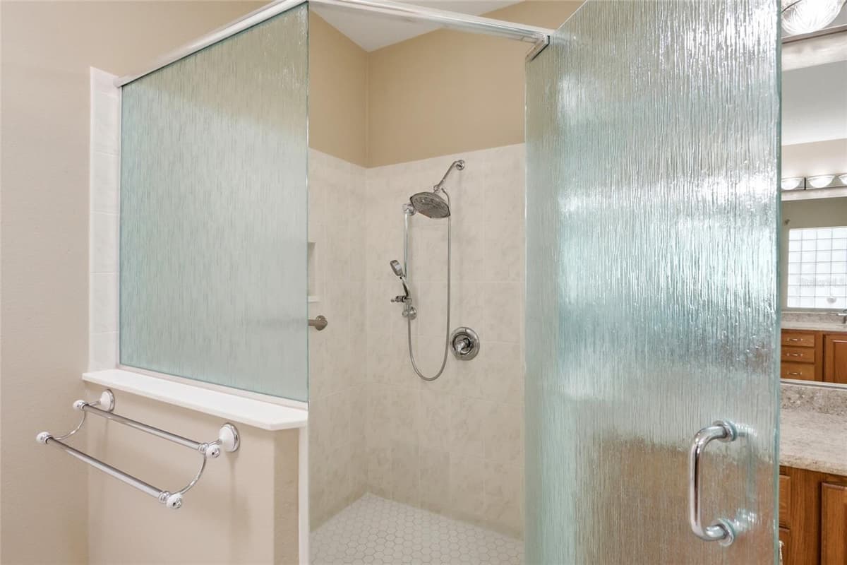 119 WINDING OAKS LANE — photo 43 of 54