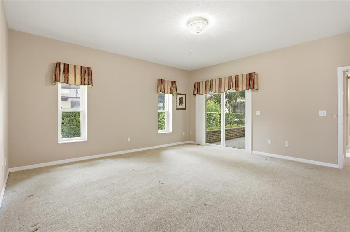 119 WINDING OAKS LANE — photo 41 of 54