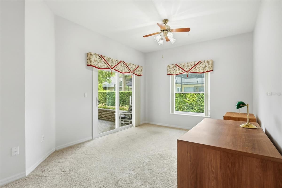 119 WINDING OAKS LANE — photo 16 of 54