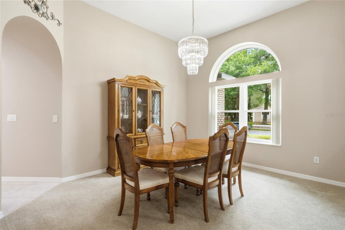 119 WINDING OAKS LANE — photo 33 of 54