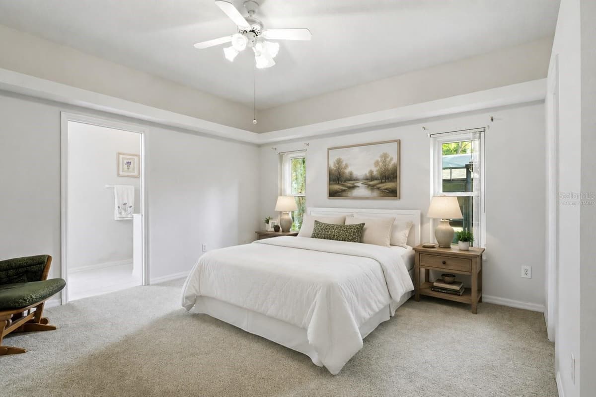119 WINDING OAKS LANE — photo 11 of 54
