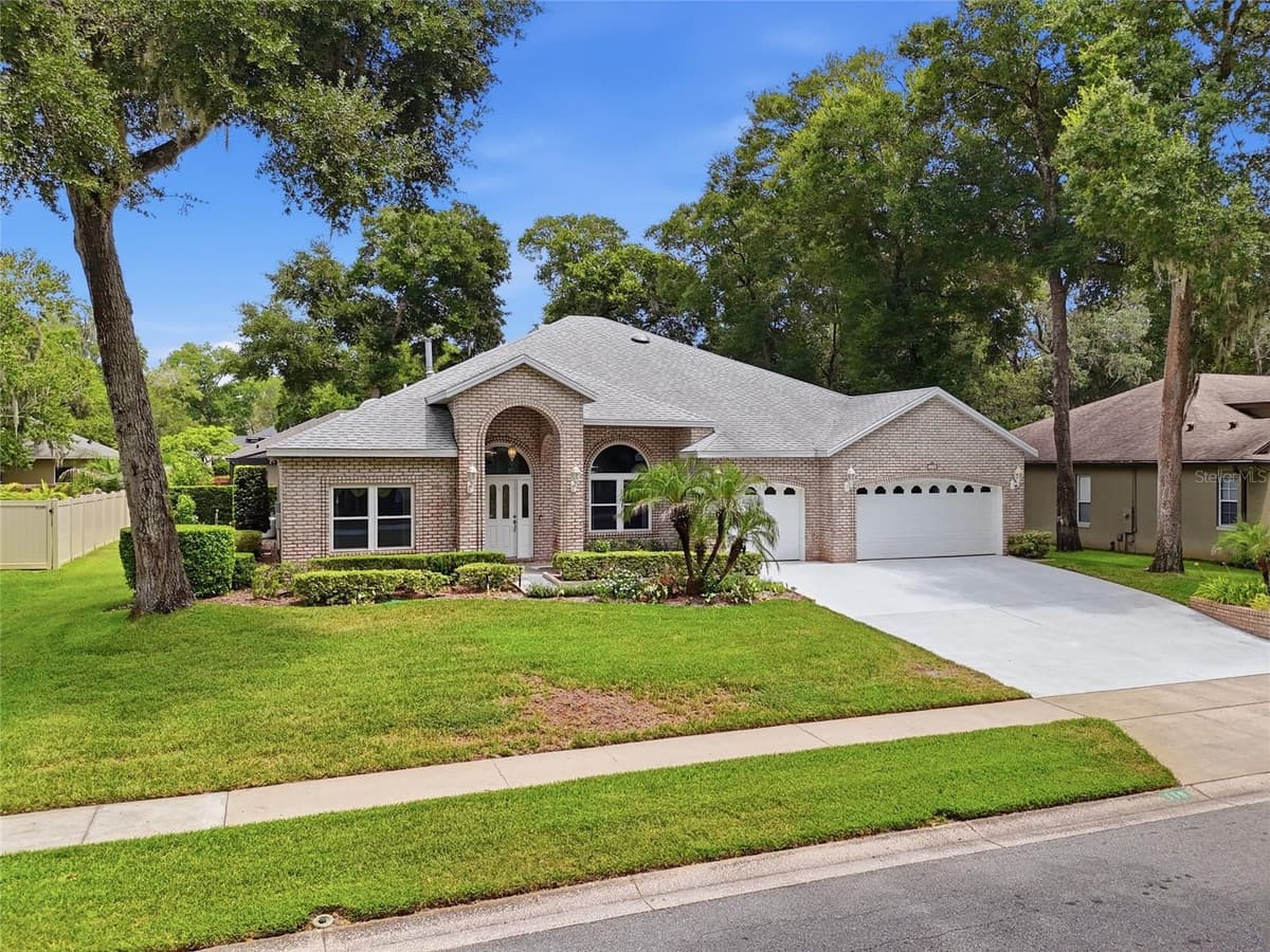 119 WINDING OAKS LANE — photo 53 of 54