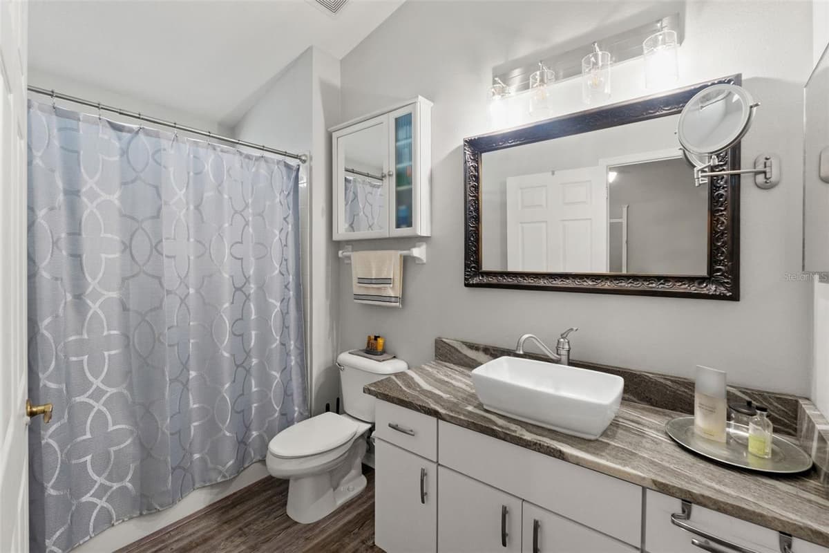 8620 PERSEA COURT — photo 9 of 36