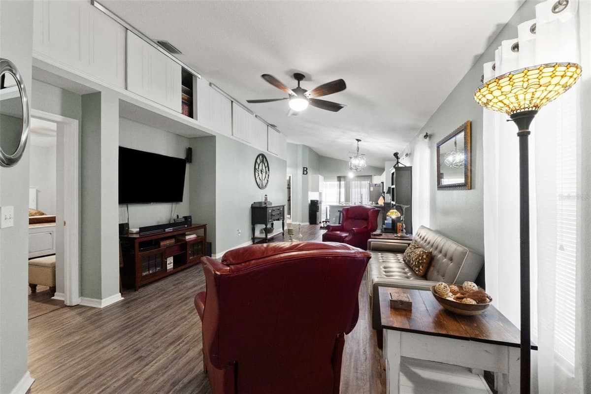 8620 PERSEA COURT — photo 8 of 36
