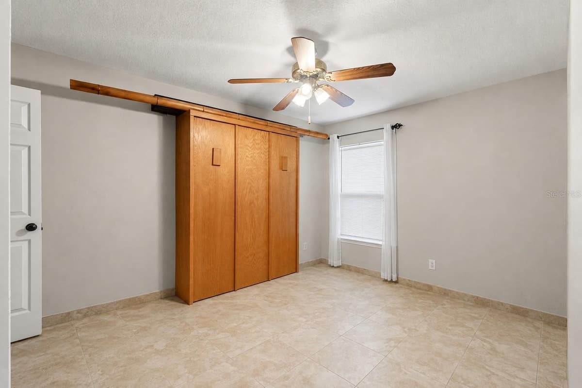 8620 PERSEA COURT — photo 20 of 36