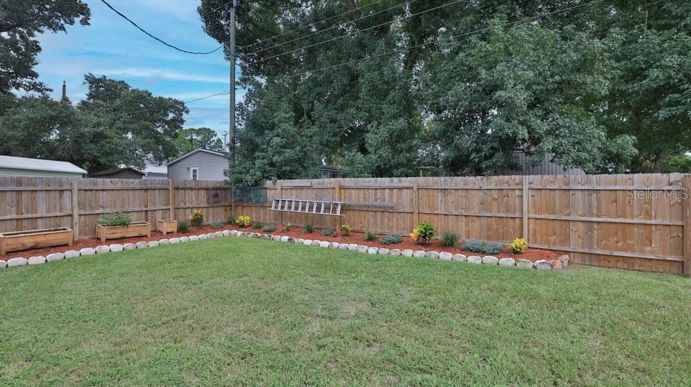 1157 MILLBROOK AVENUE — photo 25 of 37