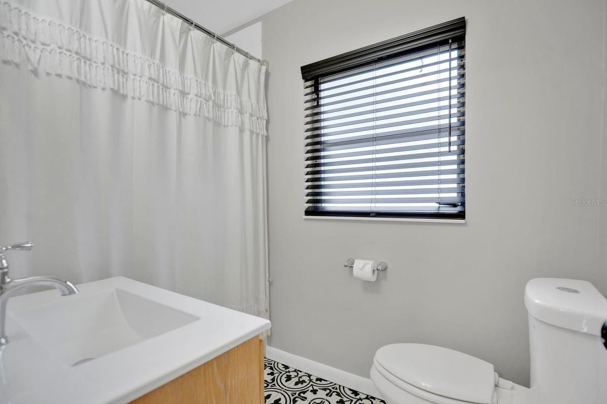 1427 BRYN MAWR STREET — photo 15 of 23