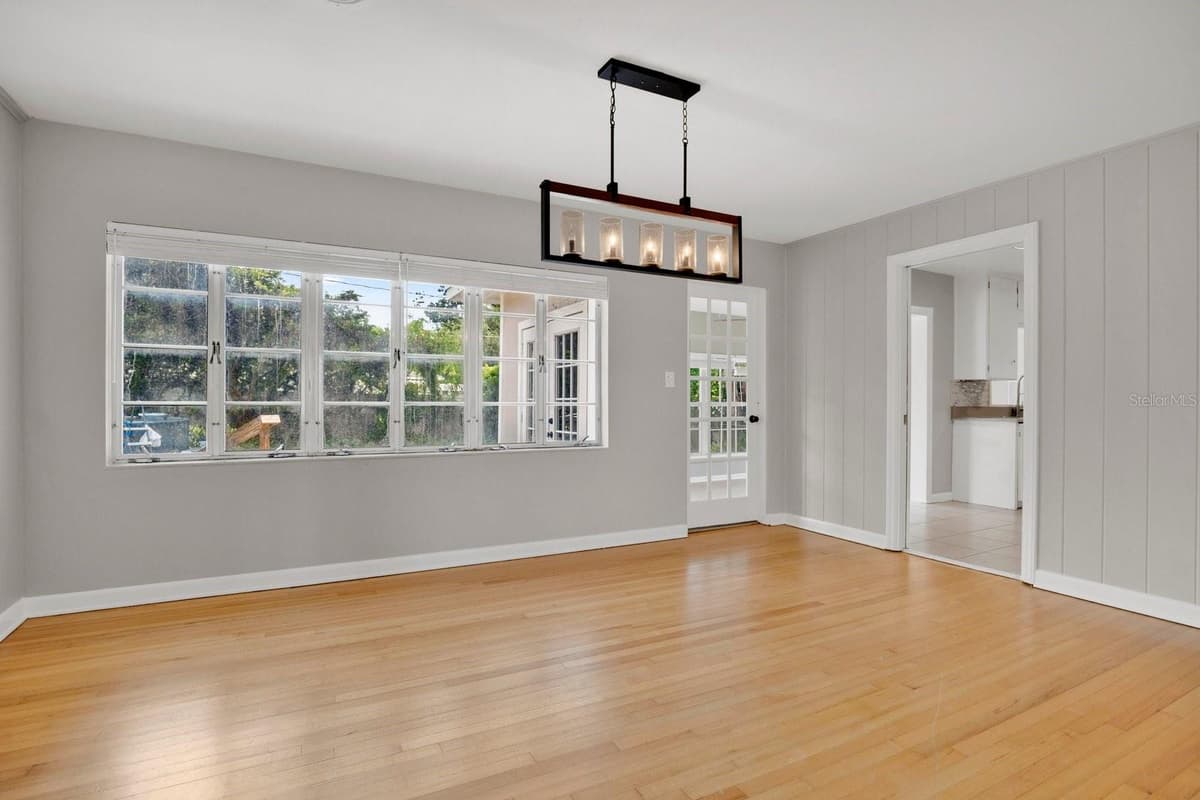 1427 BRYN MAWR STREET — photo 6 of 23