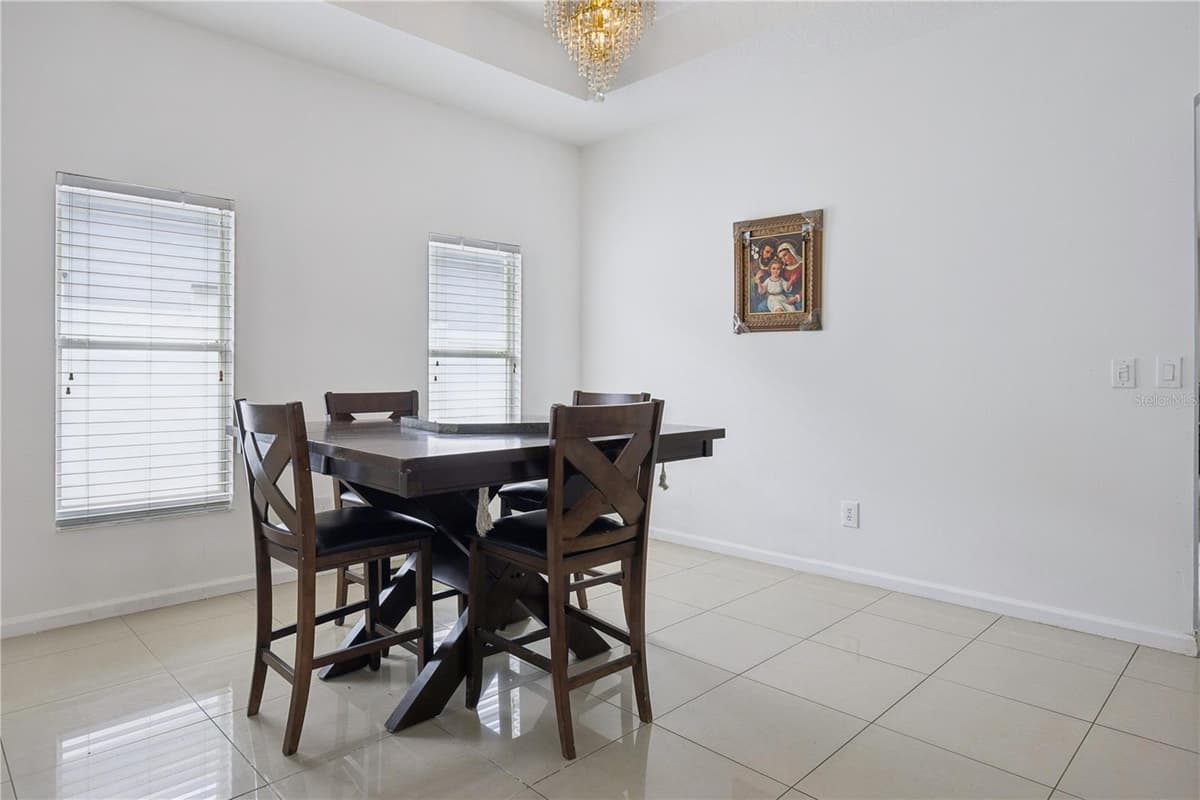 10802 ARBOR VIEW BOULEVARD — photo 7 of 46