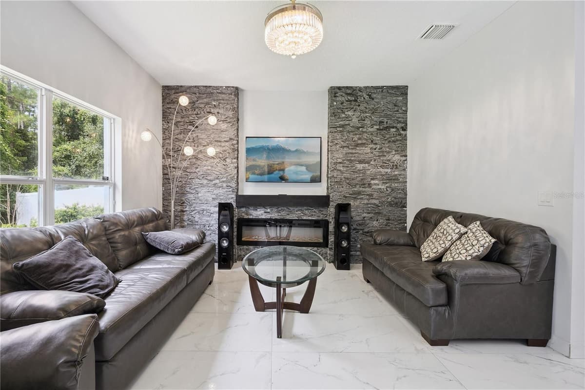 10802 ARBOR VIEW BOULEVARD — photo 11 of 46