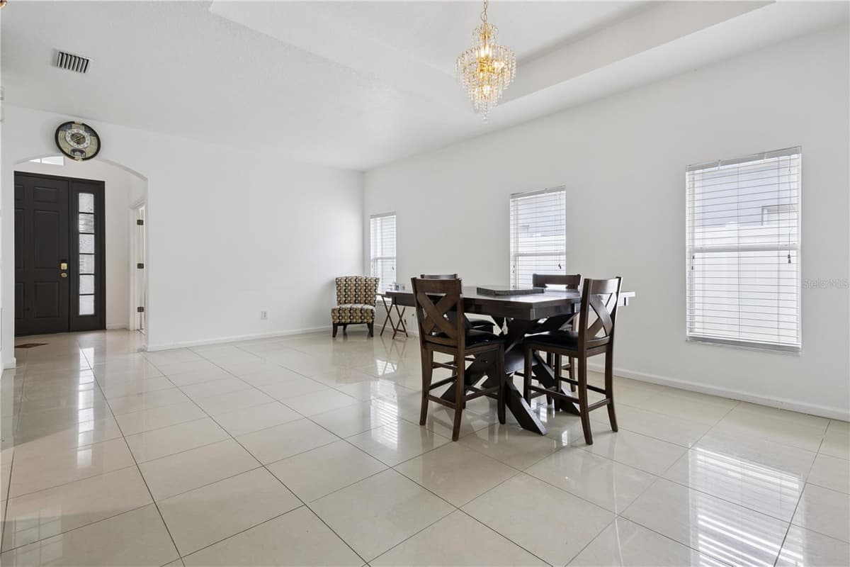 10802 ARBOR VIEW BOULEVARD — photo 6 of 46