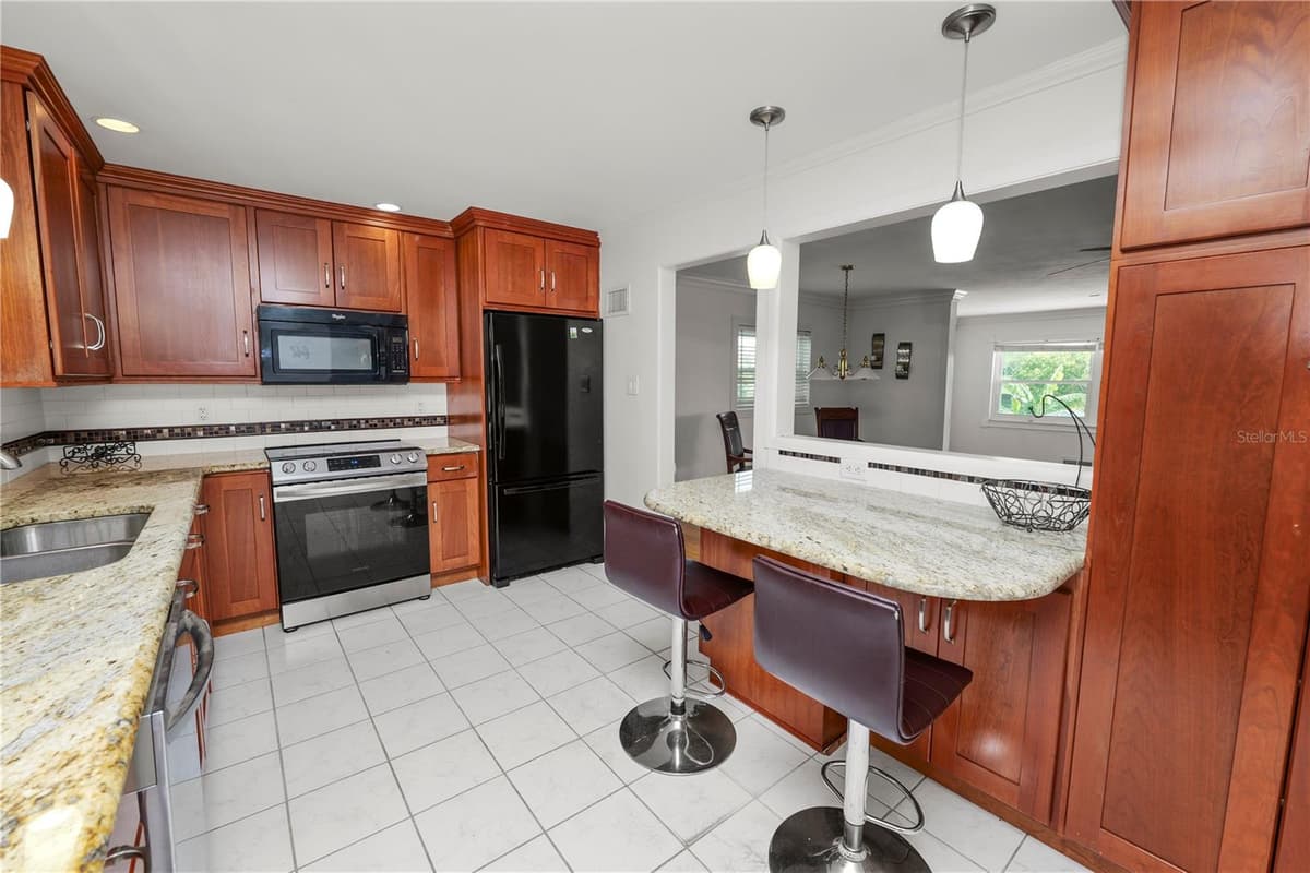 228 LAKE INA DRIVE — photo 13 of 66