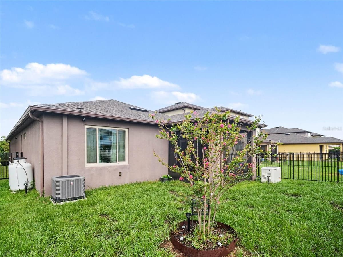 1505 CUSTER BAYOU ST — photo 25 of 30