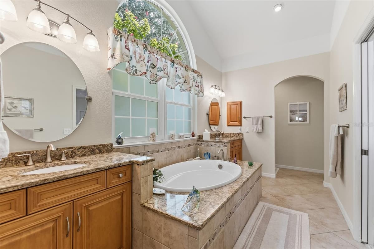 1317 CLUBVIEW COURT — photo 23 of 50