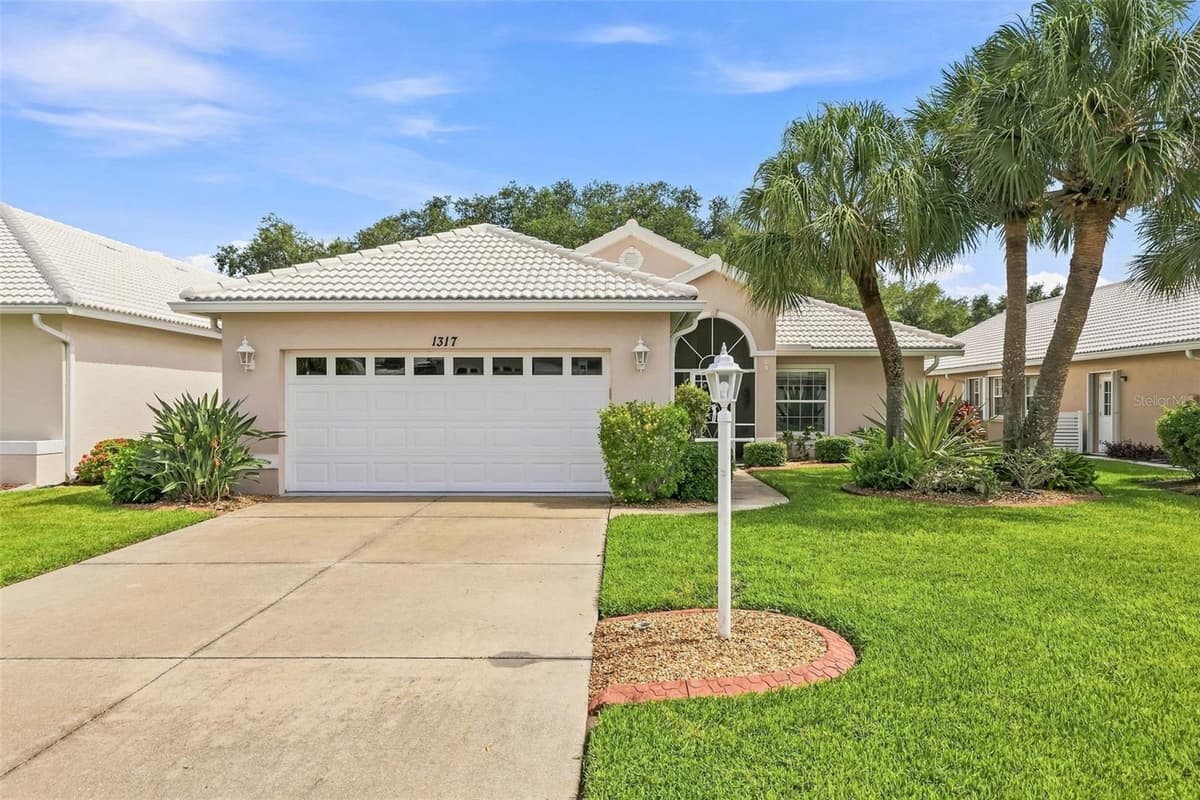 1317 CLUBVIEW COURT — photo 12 of 50