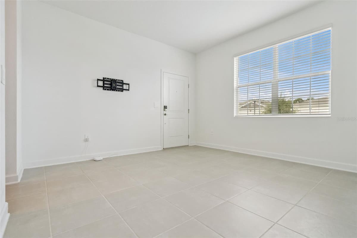 4614 WANDSWORTH WAY — photo 36 of 62