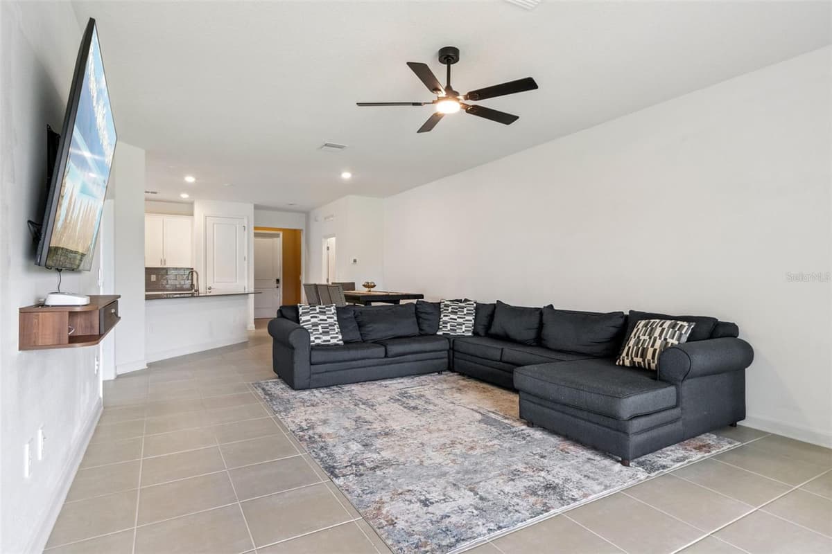 4614 WANDSWORTH WAY — photo 13 of 62